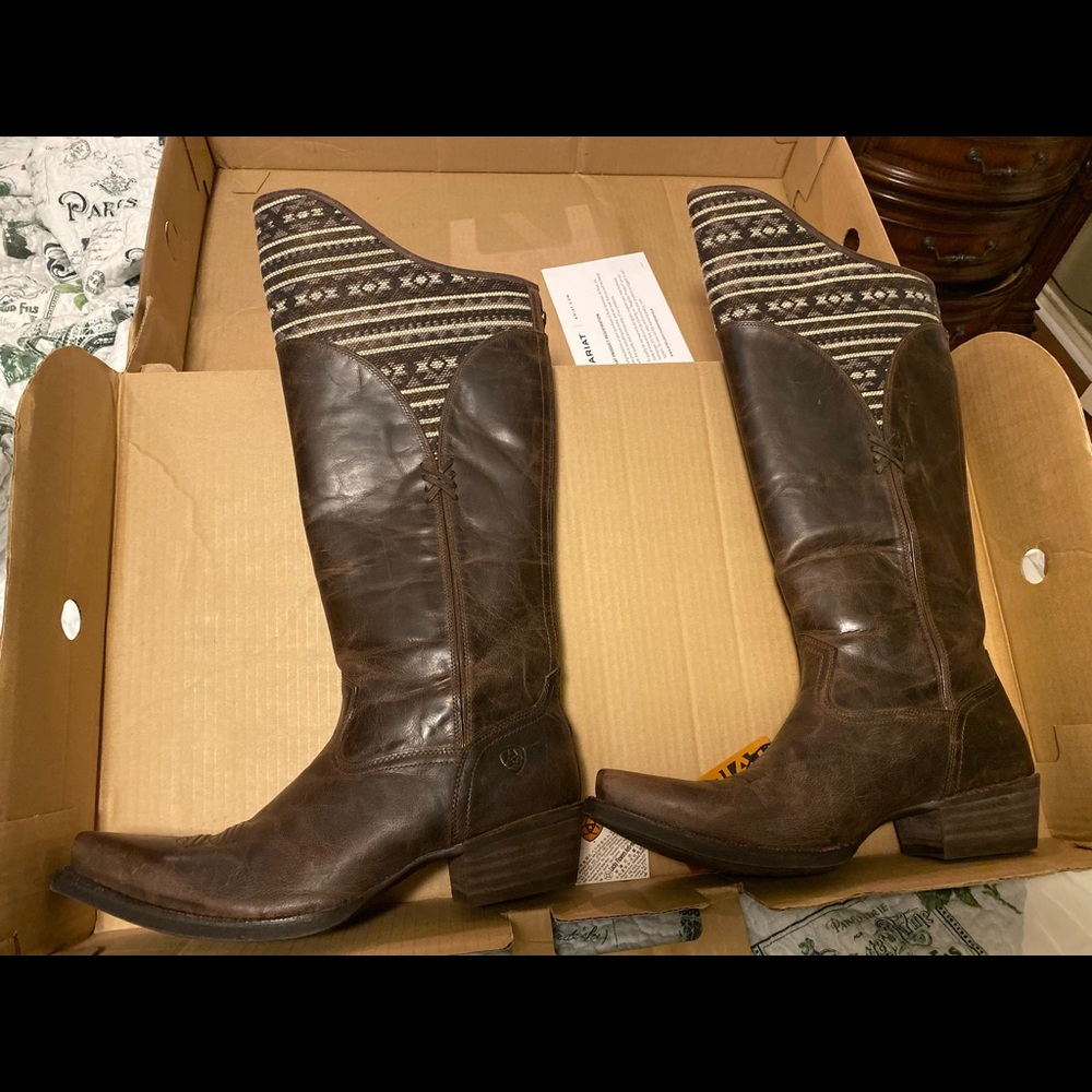 Brand New Ariat Caldera Boots